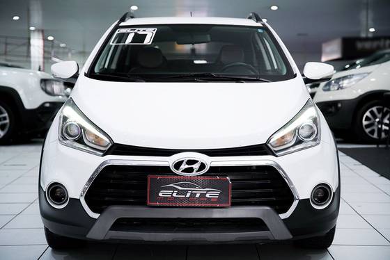 HYUNDAI HB20X 1.6 16V PREMIUM FLEX 4P AUTOMÁTICO